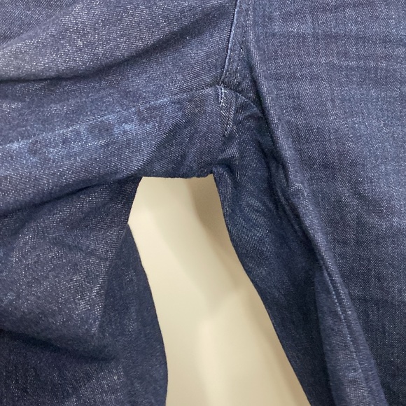 COPY - Ann Taylor dark wash cropped wide leg high- rise jean | size 6 petite - Picture 7 of 13